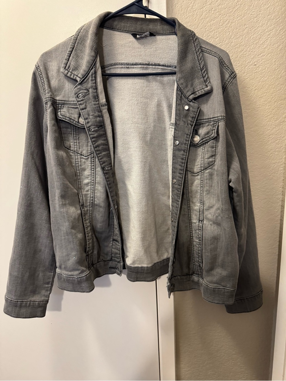 Buffalo David Bitton Women's Gray Washed Denim Jacket